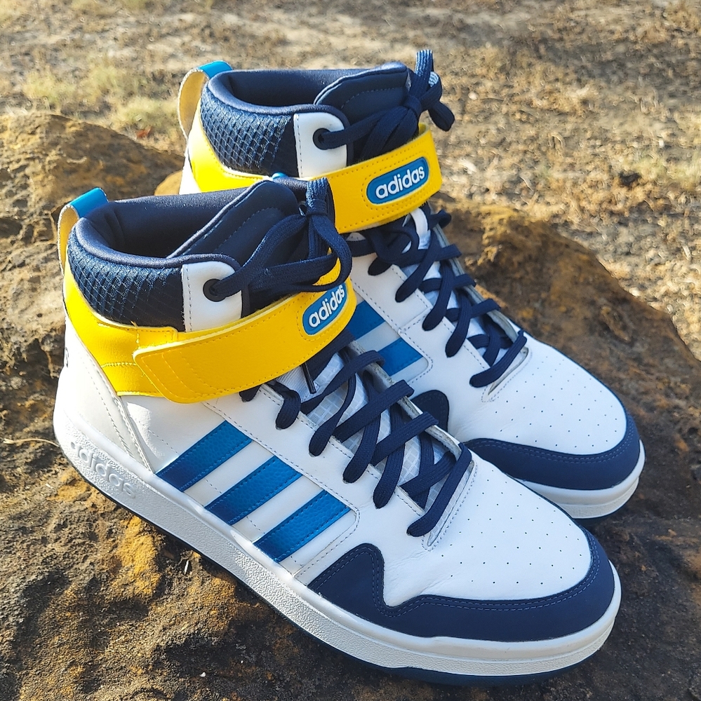 NIB Men's ADIDAS Cloudfoam Mid Top Sneaker Shoes Last Once